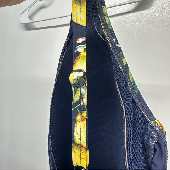 Nip Tuck Multi Fit Cup Lemon Print One Piece Swimsuit Slimming Size 8 Swim Suit - Picture 10 of 12